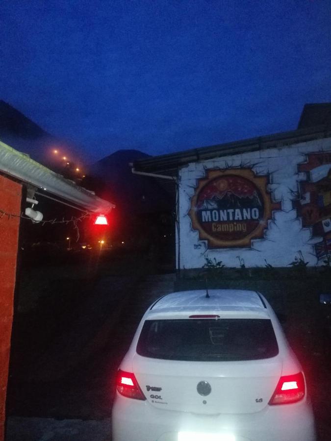 Montano Camping & Hostel Banos  Luaran gambar