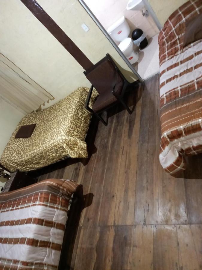 Montano Camping & Hostel Banos  Luaran gambar