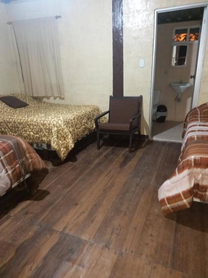 Montano Camping & Hostel Banos  Luaran gambar