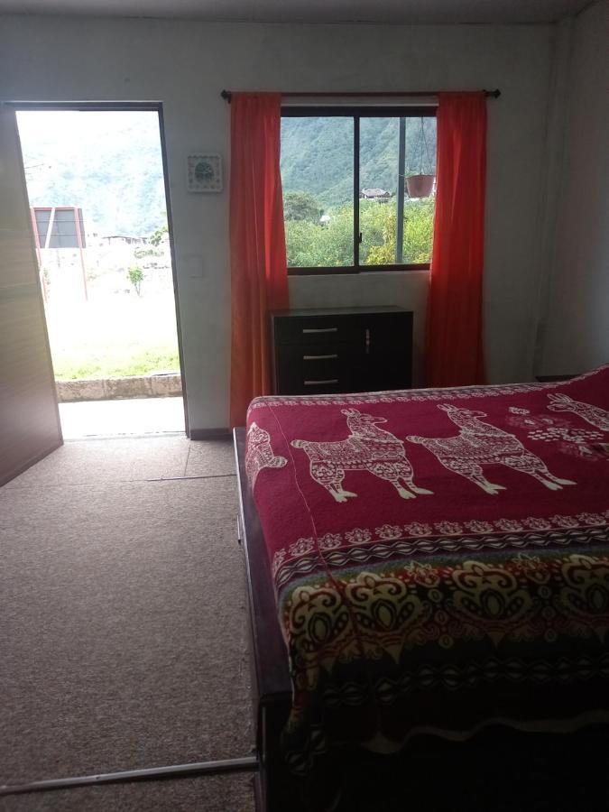 Montano Camping & Hostel Banos  Luaran gambar