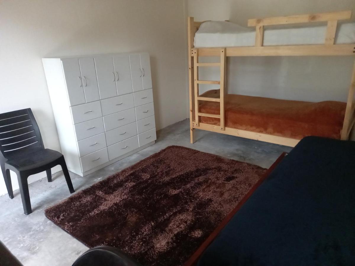 Montano Camping & Hostel Banos  Luaran gambar
