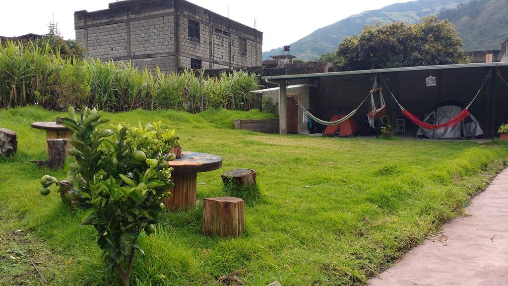 Montano Camping & Hostel Banos  Luaran gambar