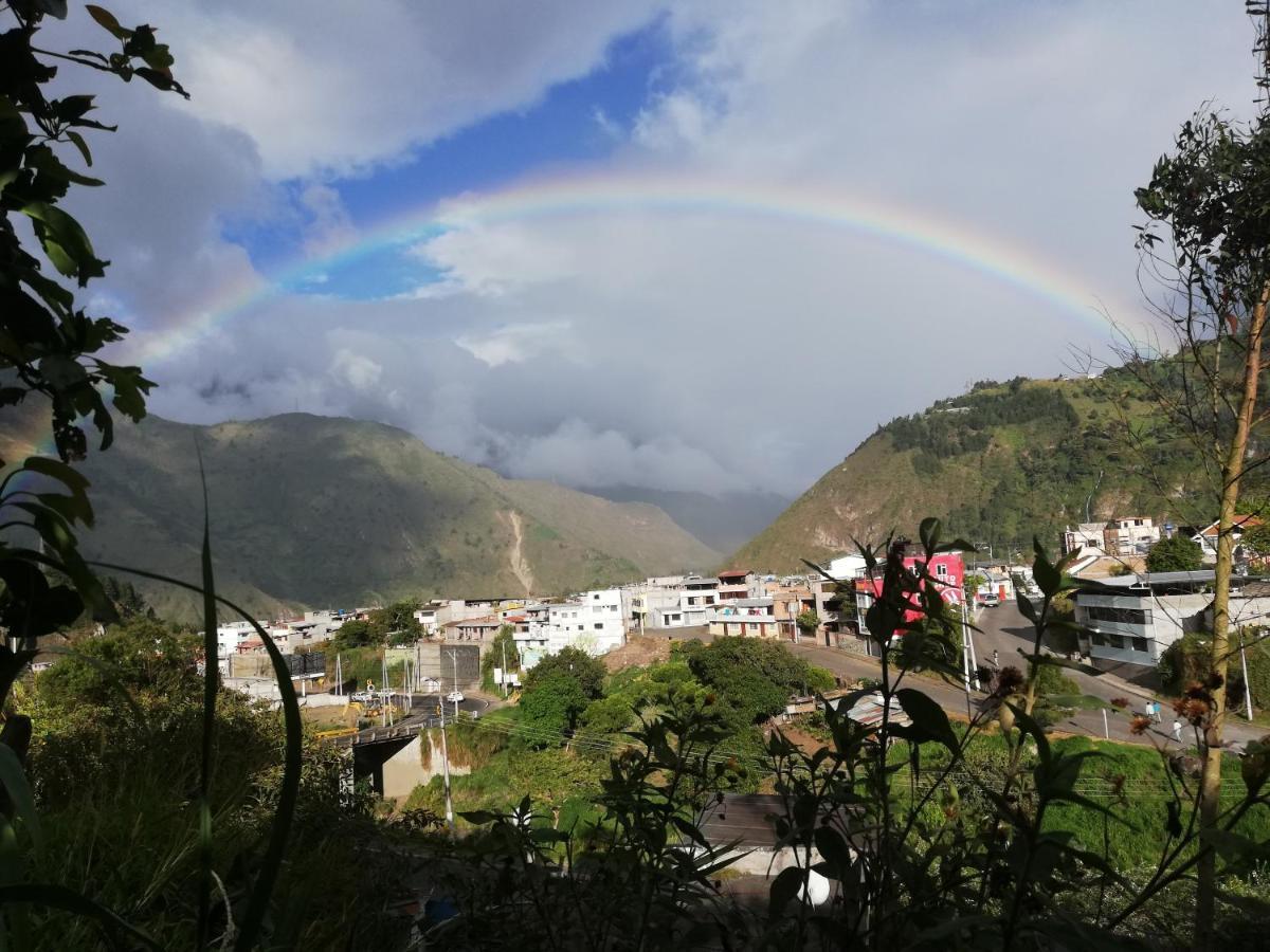 Montano Camping & Hostel Banos  Luaran gambar
